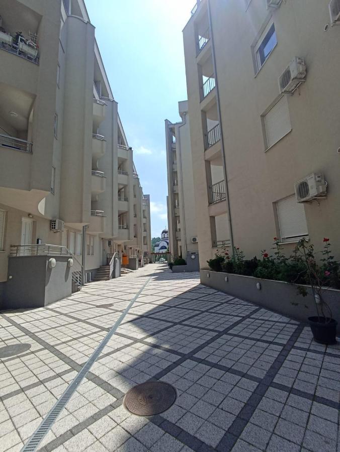 Royalwings Apartman Jagodina Exterior photo
